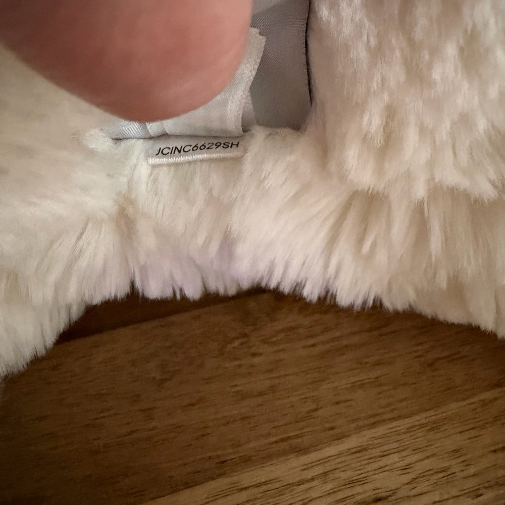 Gigantic Jellycat Snow Dragon - Picture 4 of 6